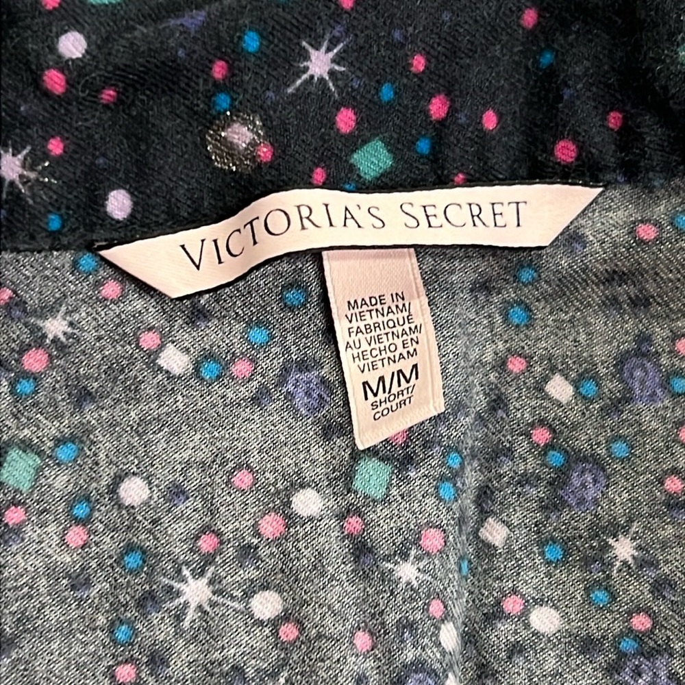 Women’s Victoria's Secret Black Speckled Button-Up - Picture 7 of 7